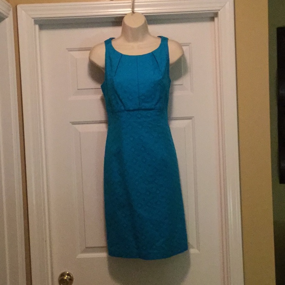 Just Taylor dress